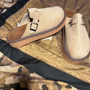 Women's Clogs
